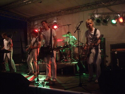 Rock die Burg 2006-dscf0742.jpg (image/jpeg, 897624 B)