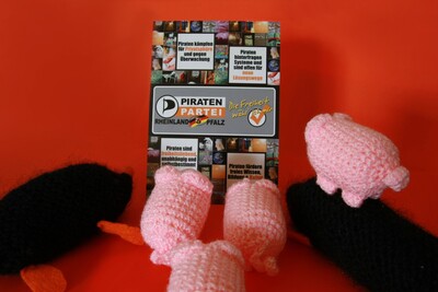 Häkelschwein-19075755.jpg (image/jpeg, 362896 B)