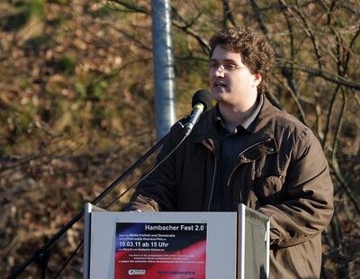 Hambacher Fest 2.0 - 2011-IMG_0001b.JPG (image/jpeg, 548018 B)