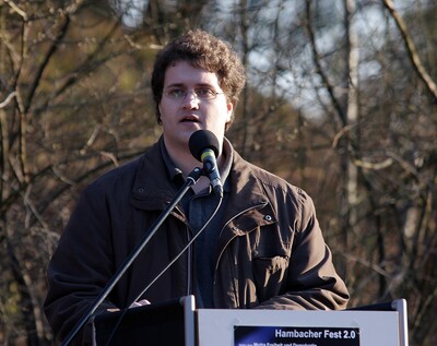 Hambacher Fest 2.0 - 2011-IMG_0058b.JPG (image/jpeg, 524706 B)