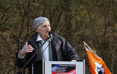 Hambacher Fest 2.0 - 2011-IMG_0100b.JPG (image/jpeg, 484109 B)