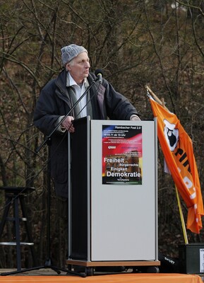 Hambacher Fest 2.0 - 2011-IMG_0113b.JPG (image/jpeg, 614275 B)