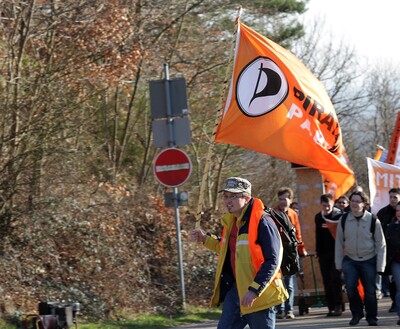 Hambacher Fest 2.0 - 2011-IMG_9555b.JPG (image/jpeg, 659655 B)
