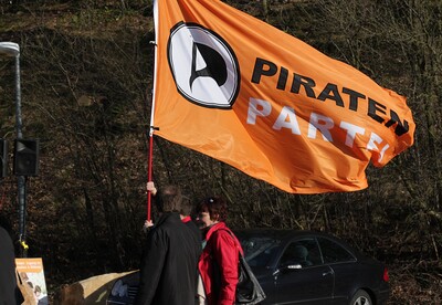 Hambacher Fest 2.0 - 2011-IMG_9581b.JPG (image/jpeg, 752076 B)