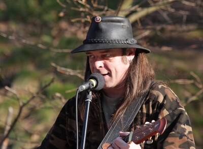 Hambacher Fest 2.0 - 2011-IMG_9646b.JPG (image/jpeg, 469444 B)