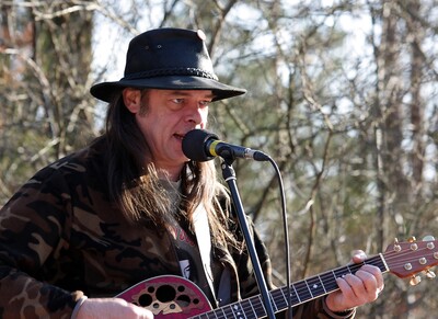 Hambacher Fest 2.0 - 2011-IMG_9652b.JPG (image/jpeg, 593525 B)