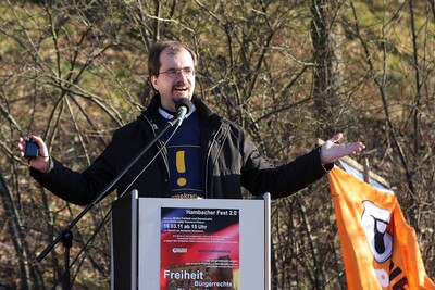 Hambacher Fest 2.0 - 2011-IMG_9908b.JPG (image/jpeg, 622553 B)