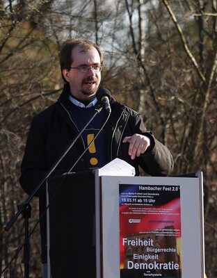 Hambacher Fest 2.0 - 2011-IMG_9951b.JPG (image/jpeg, 536755 B)