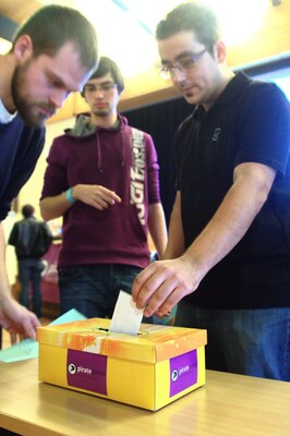 Landeskongress 2011.2 der Piratepartei Lëtzebuerg-IMG_2986.jpg (image/jpeg, 119876 B)